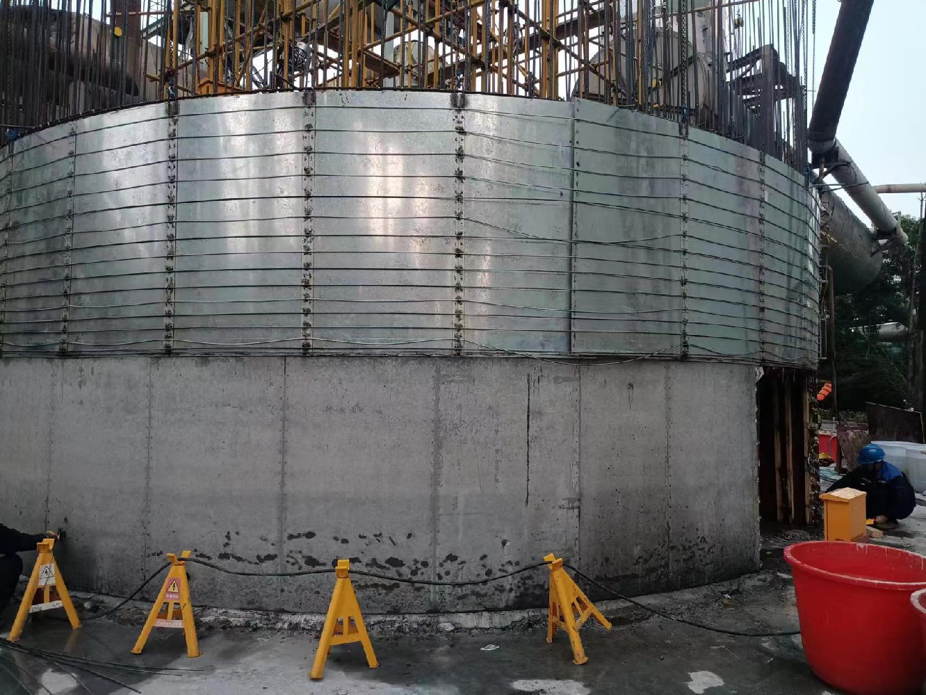 二高爐熱風(fēng)爐煙囪80m拆除新建項目驗收